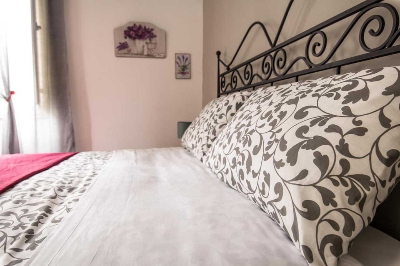 Il Giardino Di Vico Neve Bed & Breakfast Napoli Ngoại thất bức ảnh