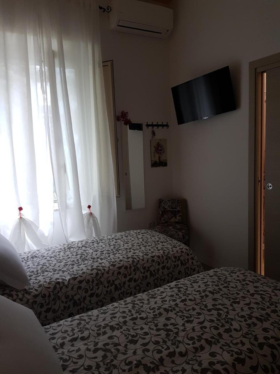 Il Giardino Di Vico Neve Bed & Breakfast Napoli Ngoại thất bức ảnh