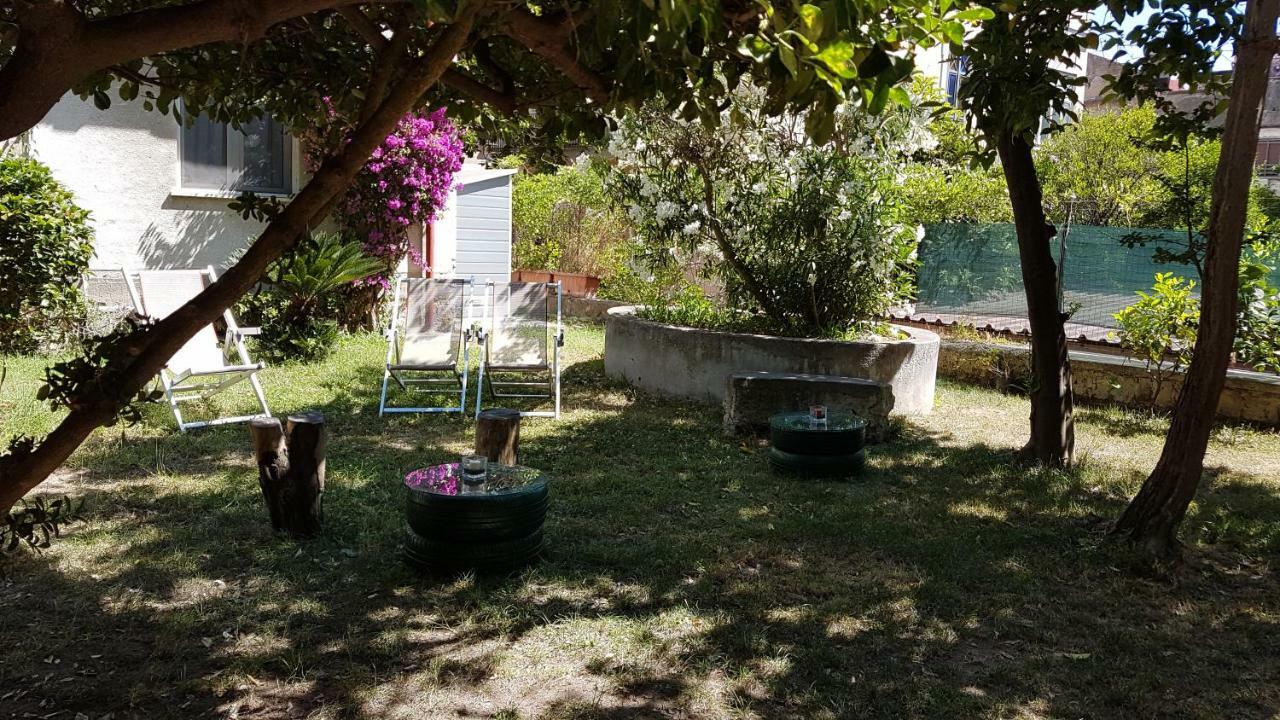 Il Giardino Di Vico Neve Bed & Breakfast Napoli Ngoại thất bức ảnh