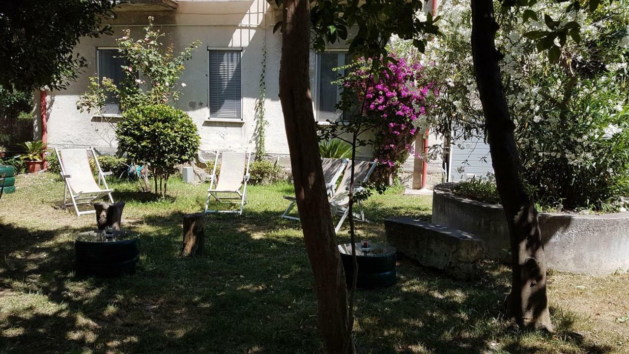 Il Giardino Di Vico Neve Bed & Breakfast Napoli Ngoại thất bức ảnh